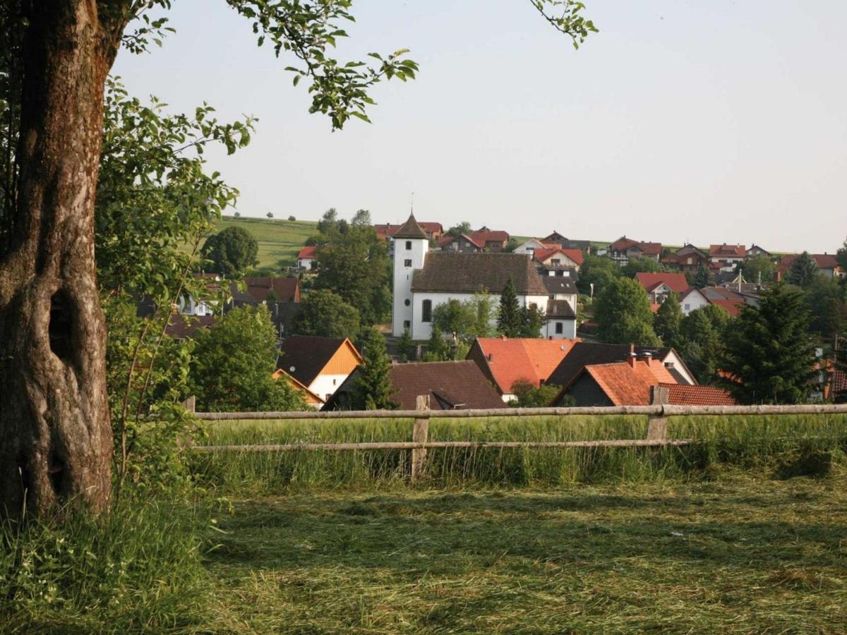 Spacious Apartment In The Green Bruchttal Bredenborn Buitenkant foto